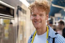 Liam Carter – Through the Old Streets 